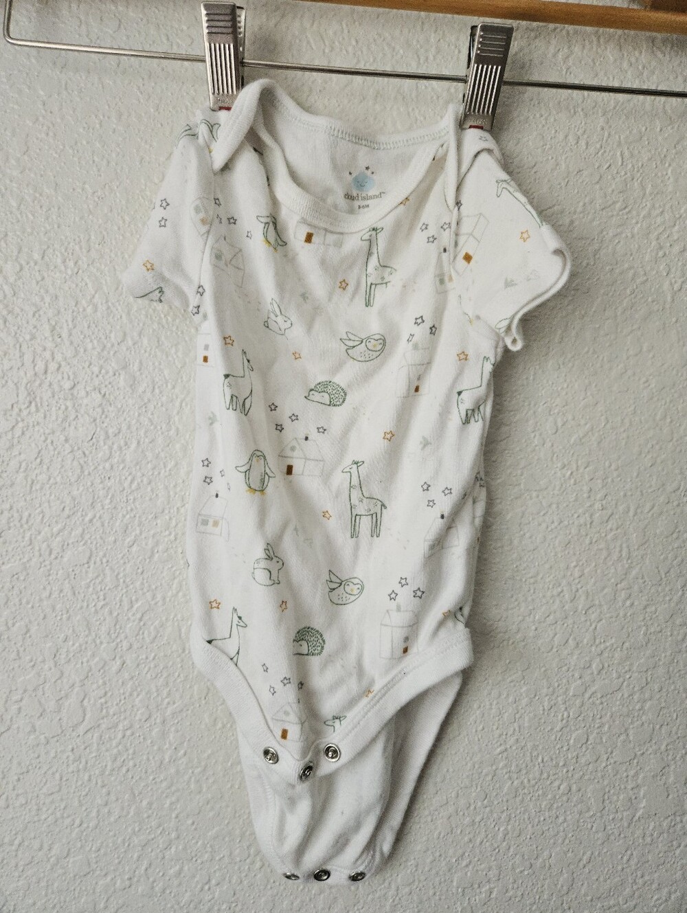 cloud island 100% cotton short sleeve onesie, safari print 3- 6 months